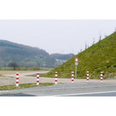 Barrier posts#steel tube 100 x 100 x 3 mm#removable,#with profile cylinder lock